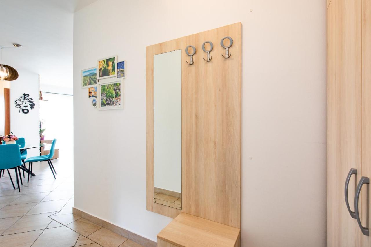 Apartman Jelena เวอร์บนิค ภายนอก รูปภาพ